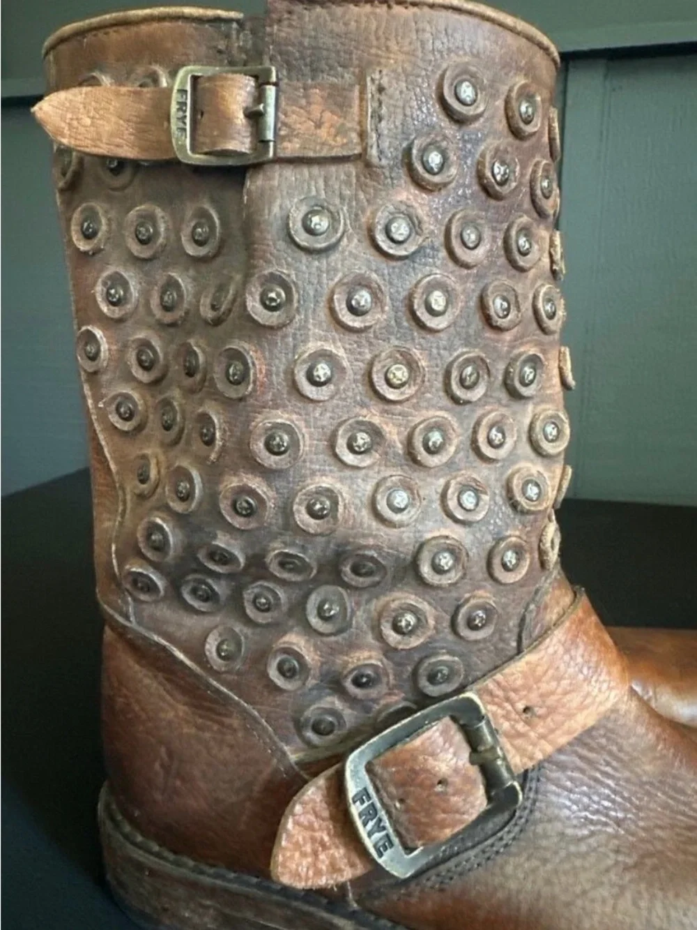 Frye Jenna Disc Short Studded Distressed Brown Leather Boots Size 6.5 B